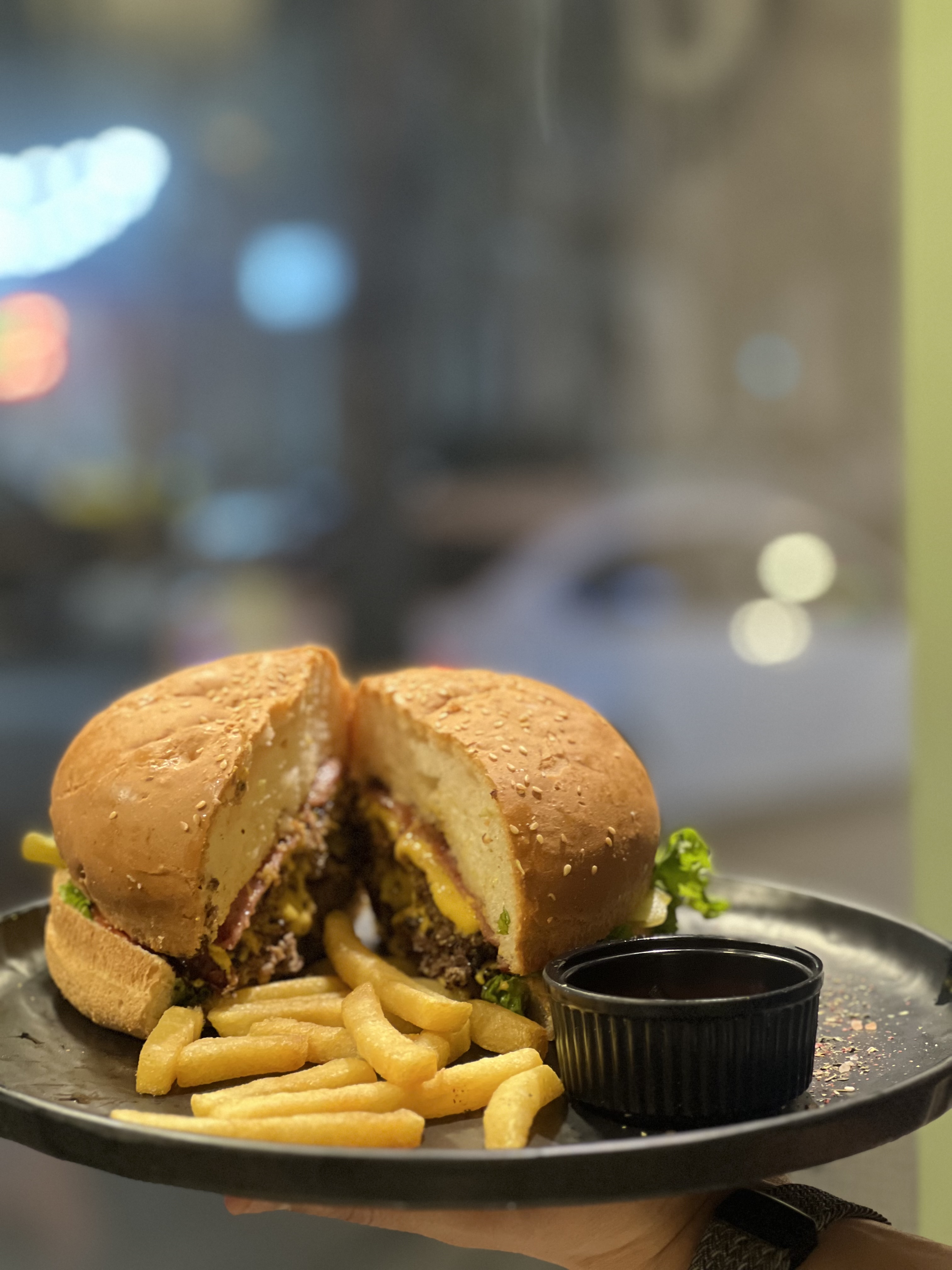 دبل چیز بیکن