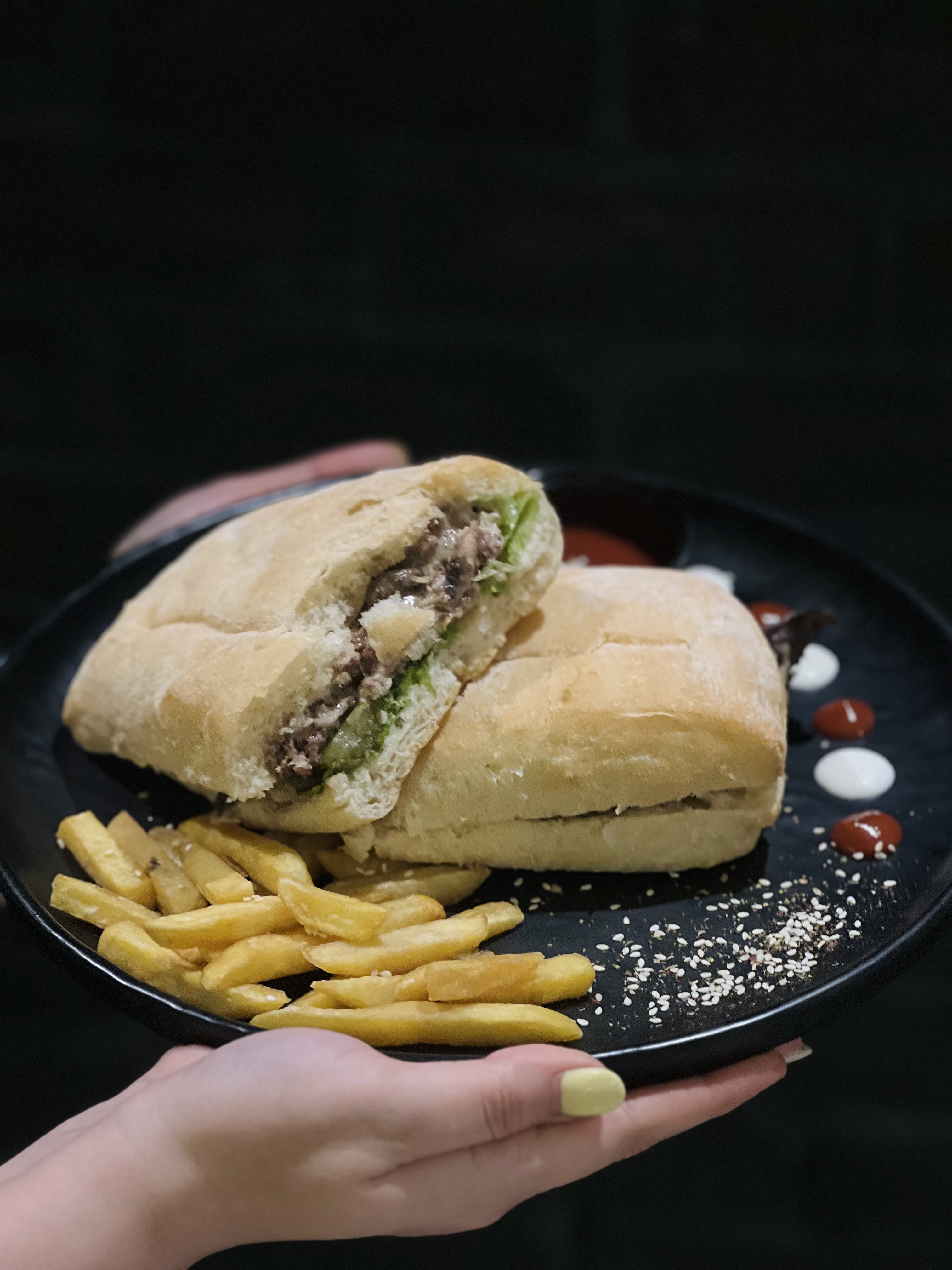 ساندویچ گوشت و قارچ گرین